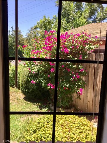 22451 Dolorosa Street, Woodland Hills, CA 91367