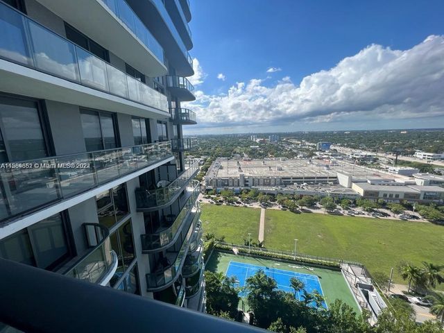 121 NE 34th St 2014, Miami, FL 33137