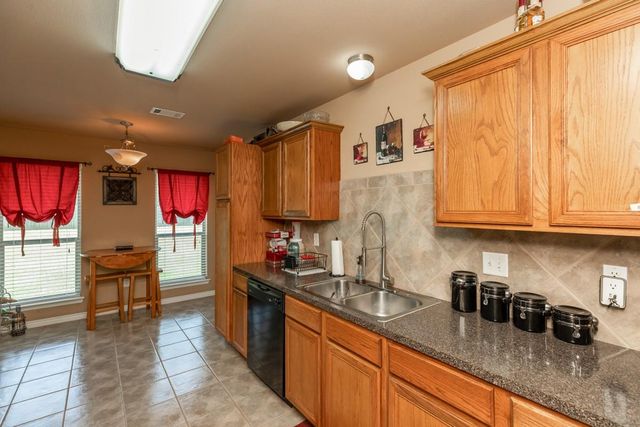 5640 Westchase Loop, Lumberton, TX 77657