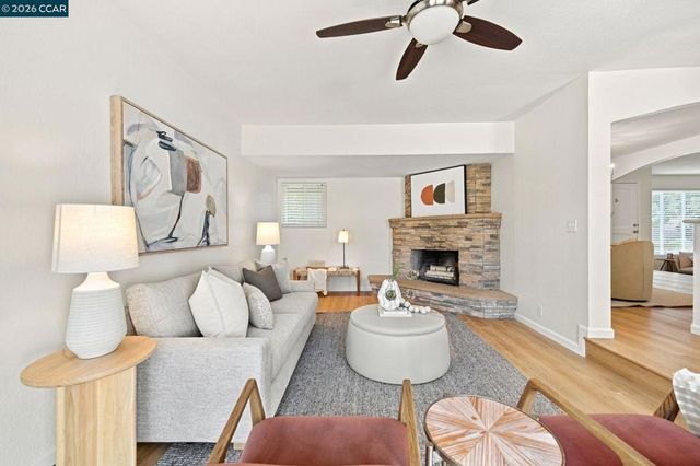 608 Banyan Ln, Walnut Creek, CA 94598