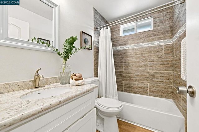 608 Banyan Ln, Walnut Creek, CA 94598