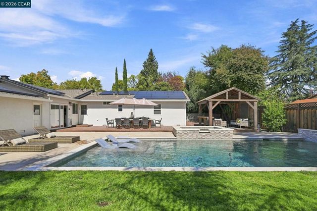 608 Banyan Ln, Walnut Creek, CA 94598