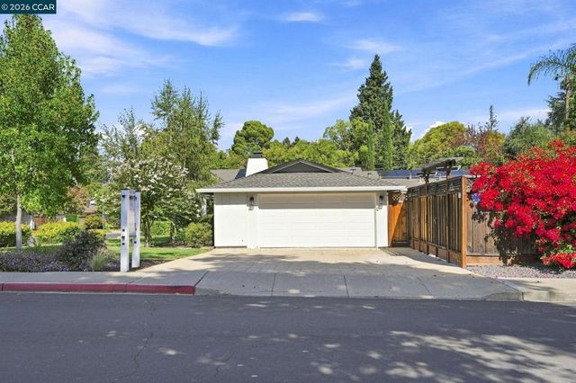 608 Banyan Ln, Walnut Creek, CA 94598