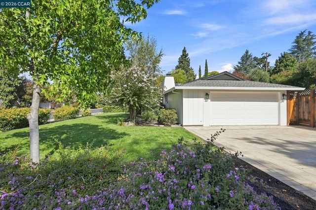 608 Banyan Ln, Walnut Creek, CA 94598