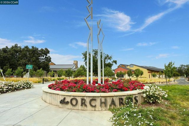 608 Banyan Ln, Walnut Creek, CA 94598
