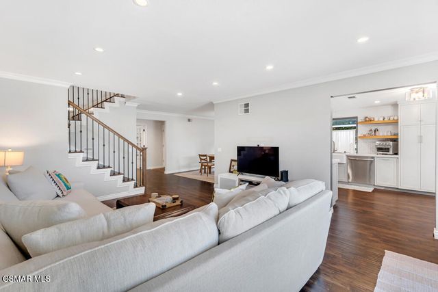 5344 Isabella Court, Agoura Hills, CA 91301