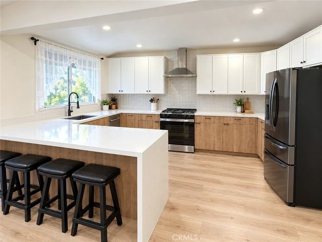 600 E Pinehurst, La Habra, CA 90631