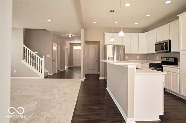 8709 Rowling Way, Indianapolis, IN 46239