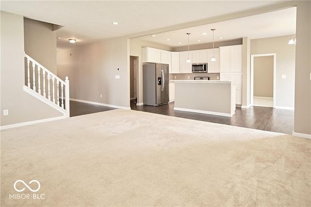 8709 Rowling Way, Indianapolis, IN 46239