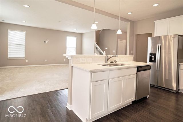 8709 Rowling Way, Indianapolis, IN 46239