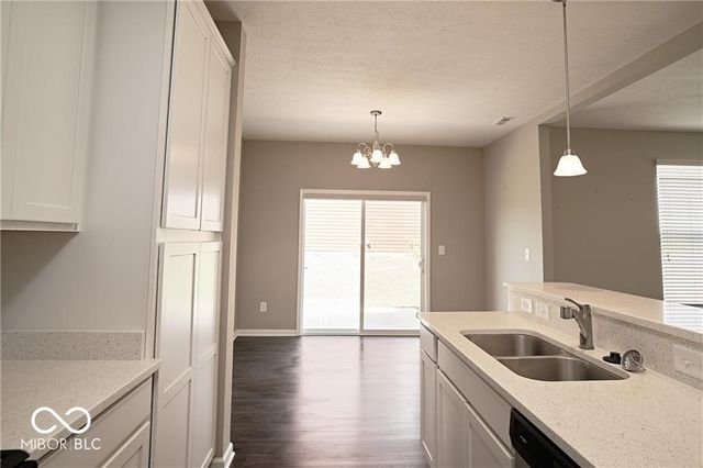 8709 Rowling Way, Indianapolis, IN 46239