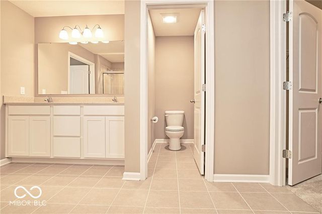 8709 Rowling Way, Indianapolis, IN 46239