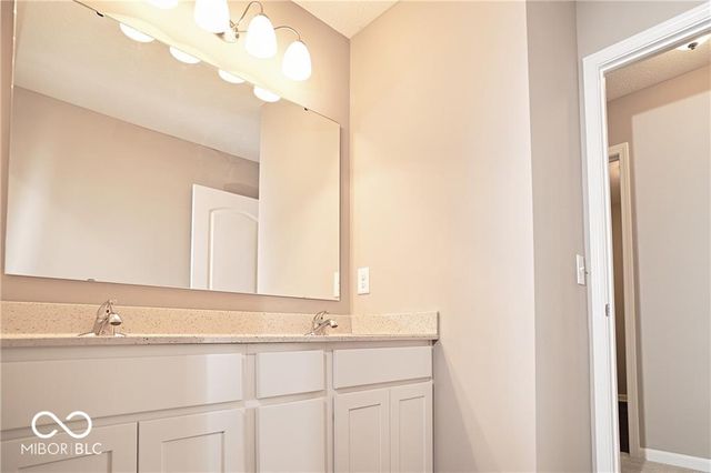 8709 Rowling Way, Indianapolis, IN 46239