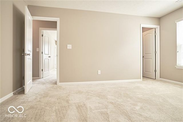 8709 Rowling Way, Indianapolis, IN 46239