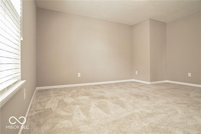 8709 Rowling Way, Indianapolis, IN 46239