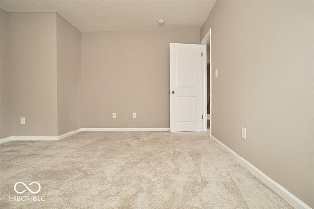 8709 Rowling Way, Indianapolis, IN 46239