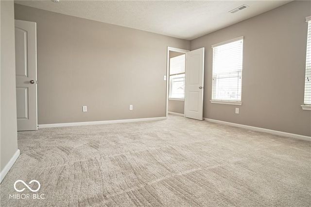 8709 Rowling Way, Indianapolis, IN 46239