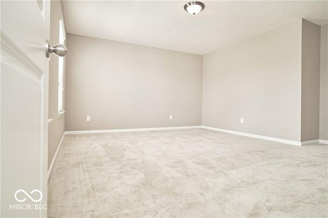 8709 Rowling Way, Indianapolis, IN 46239
