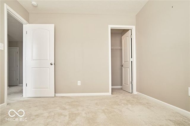 8709 Rowling Way, Indianapolis, IN 46239