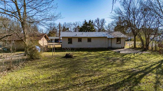 201 E Shofner St., Longview, TX 75604