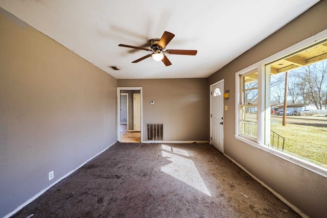 201 E Shofner St., Longview, TX 75604