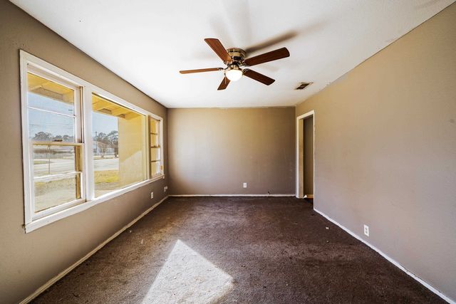 201 E Shofner St., Longview, TX 75604