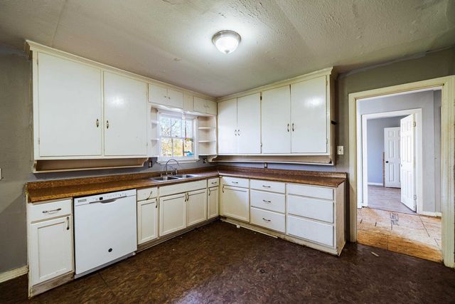 201 E Shofner St., Longview, TX 75604