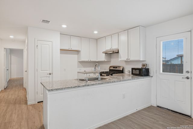 12003 Overton, San Antonio, TX 78221