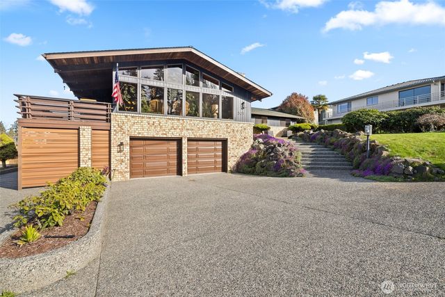 521 S Liberty, Port Angeles, WA 98362