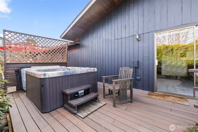 521 S Liberty, Port Angeles, WA 98362