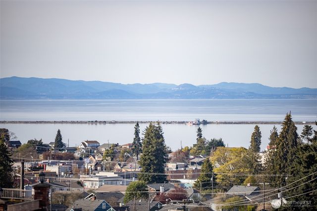 521 S Liberty, Port Angeles, WA 98362