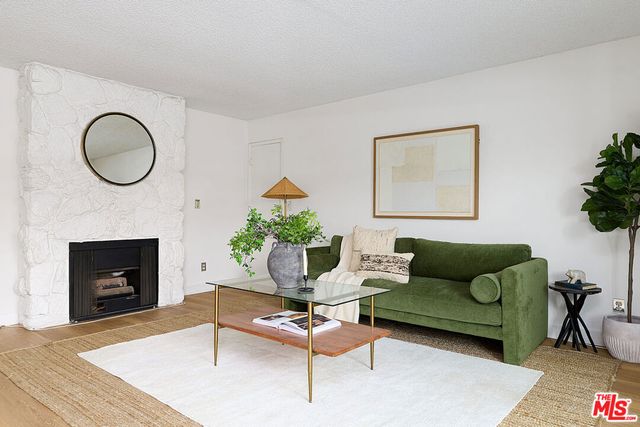 3325 Bagley Avenue 107, Los Angeles, CA 90034