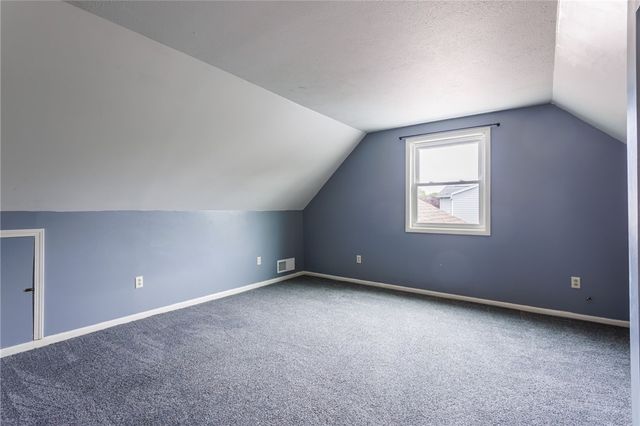 85 Grandview Lane, Greece, NY 14612