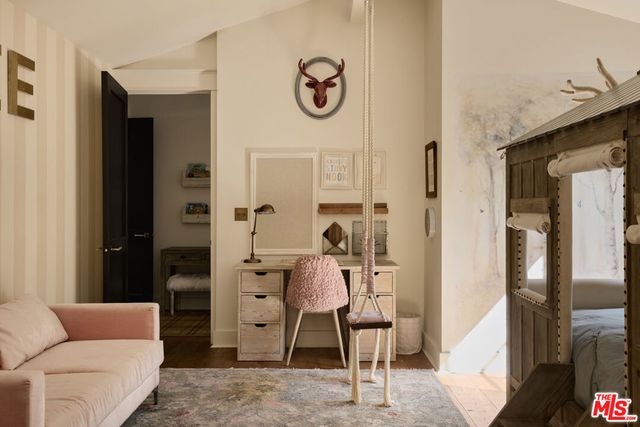 2835 Westbrook Avenue, Los Angeles, CA 90046