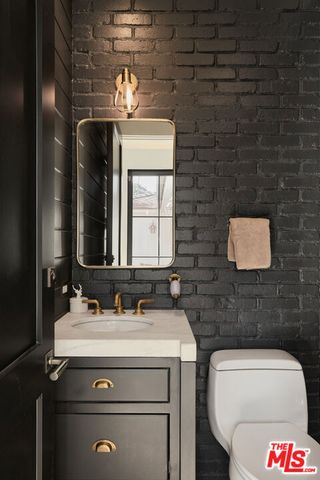 2835 Westbrook Avenue, Los Angeles, CA 90046