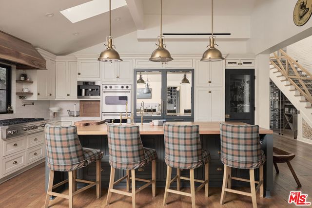 2835 Westbrook Avenue, Los Angeles, CA 90046