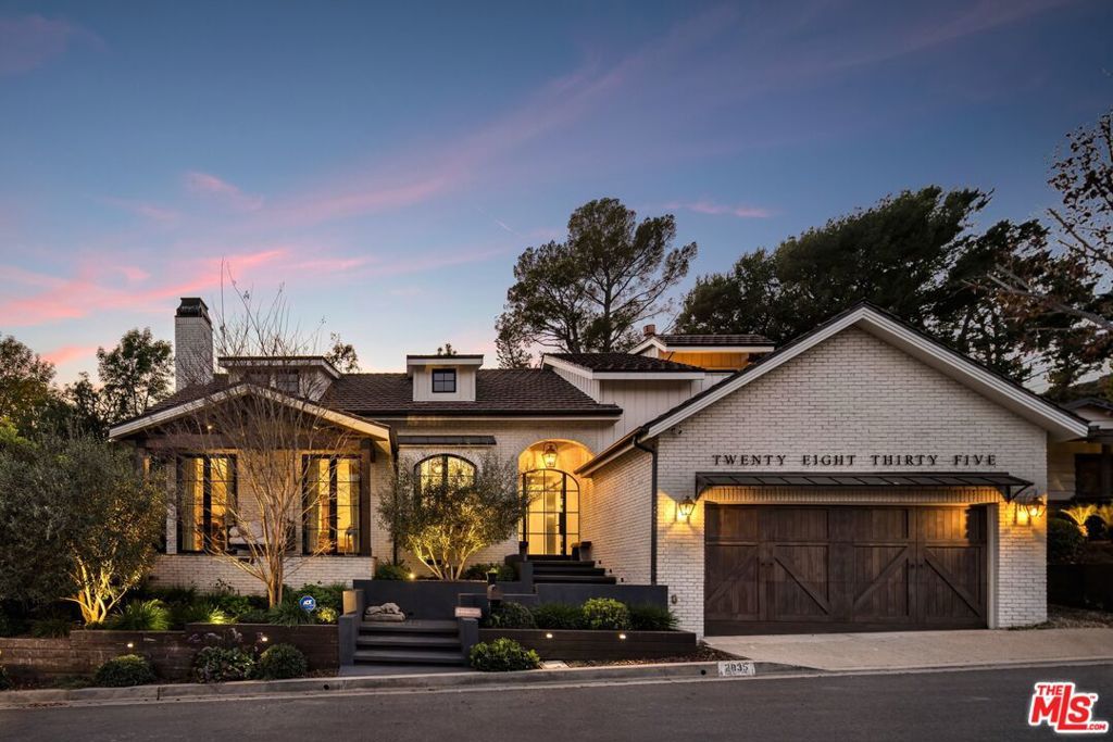 Image 1 of property listing at 2835 Westbrook Avenue, Los Angeles, CA 90046