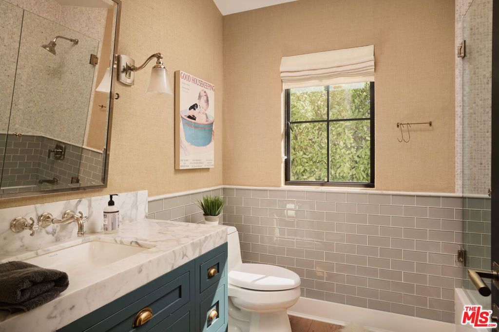 Image 18 of property listing at 2835 Westbrook Avenue, Los Angeles, CA 90046