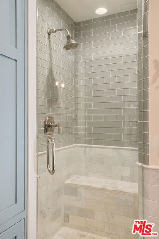 Image 19 of property listing at 2835 Westbrook Avenue, Los Angeles, CA 90046