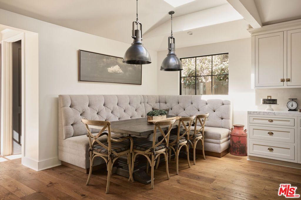 Image 7 of property listing at 2835 Westbrook Avenue, Los Angeles, CA 90046