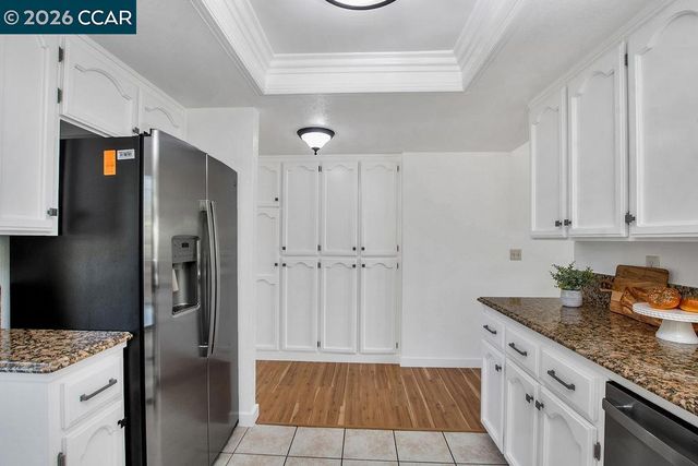2200 Forsythia Way, Martinez, CA 94553