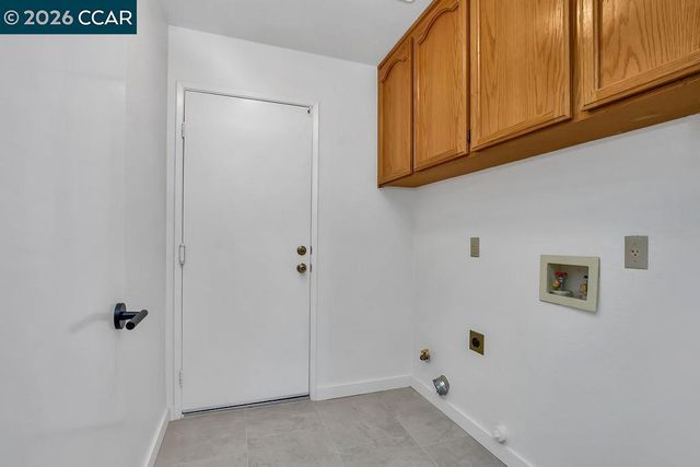 2200 Forsythia Way, Martinez, CA 94553