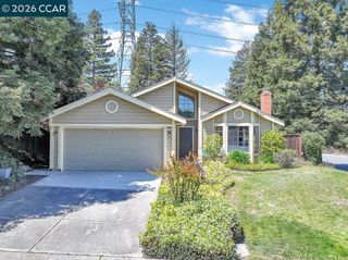 2200 Forsythia Way, Martinez, CA 94553