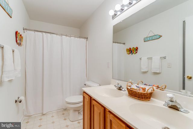 34720 JULIA DR, Rehoboth Beach, DE 19971