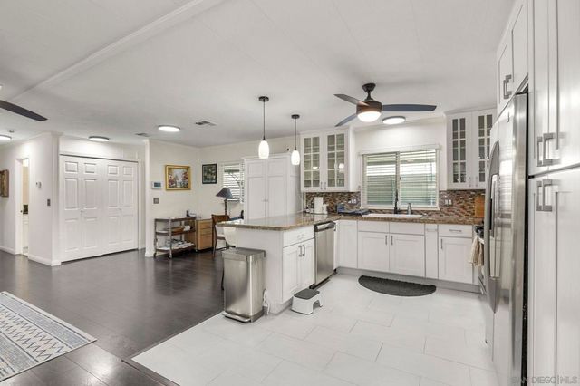 7004 San Bartolo, Carlsbad, CA 92011