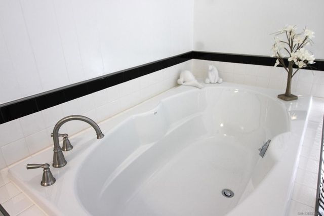 7004 San Bartolo, Carlsbad, CA 92011