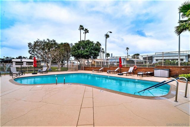 7004 San Bartolo, Carlsbad, CA 92011