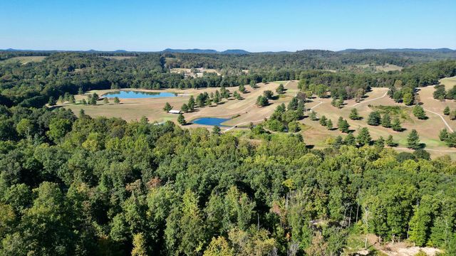 1456 Debord Road, Chillicothe, OH 45601