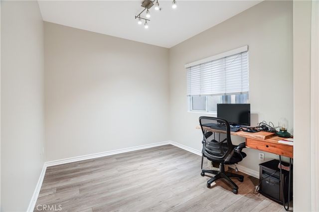 2243 Martin 217, Irvine, CA 92612