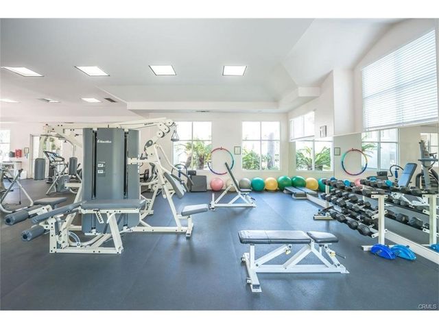 2243 Martin 217, Irvine, CA 92612